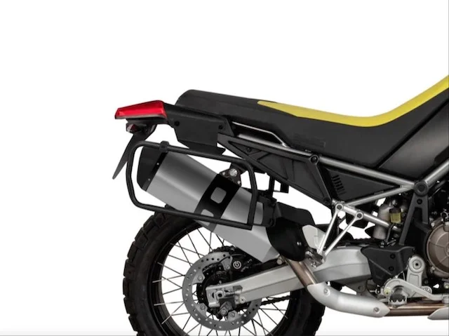 Shad 4P YAN ÇANTA DEMİRİ APRILIA TUAREG 660 21
