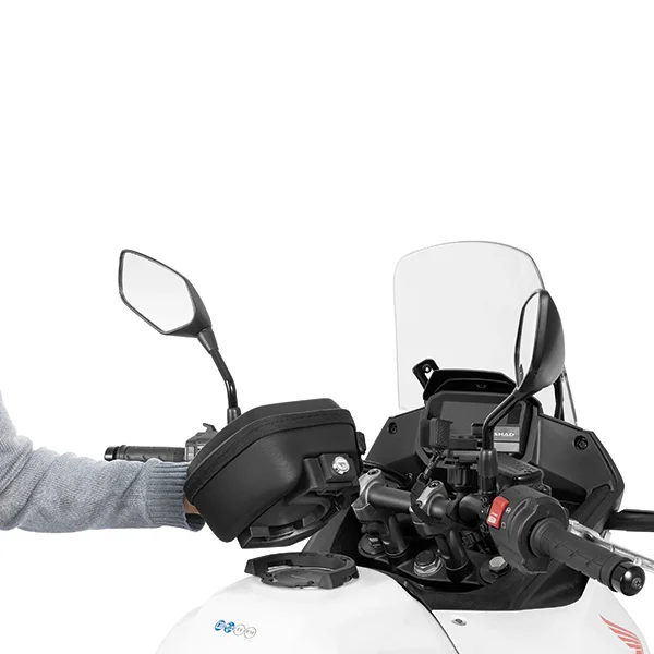 Shad BMW R1300GS CLICK SİSTEM DEPO ÜSTÜ ÇANTA DEMİRİ