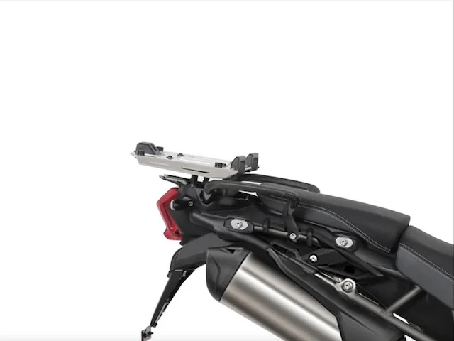 Shad ÇANTA DEMİRİ YAMAHA XMAX 125/300/400 17
